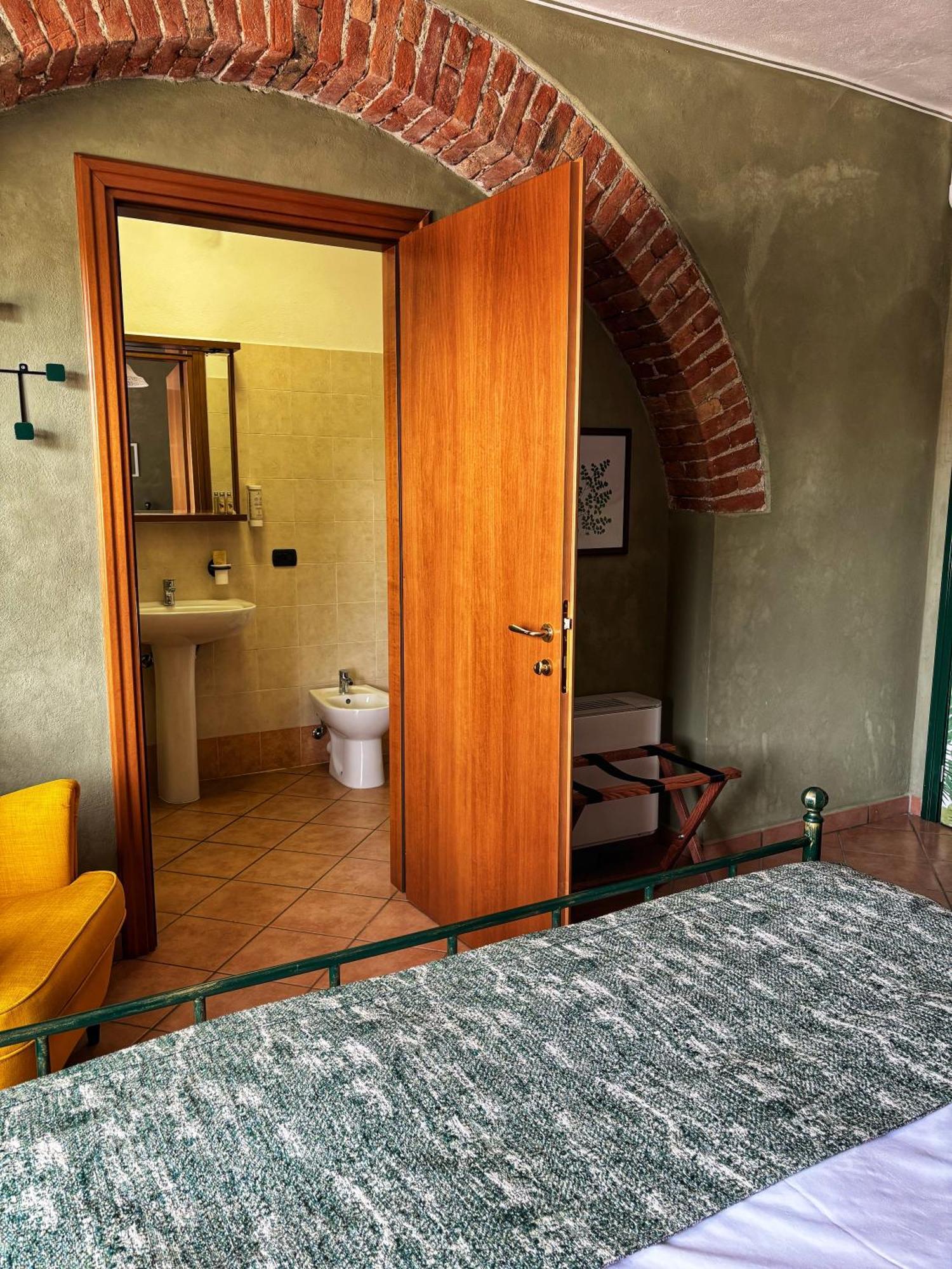 Cossano Belbo Agriturismo Tenuta San Giuseppe المظهر الخارجي الصورة